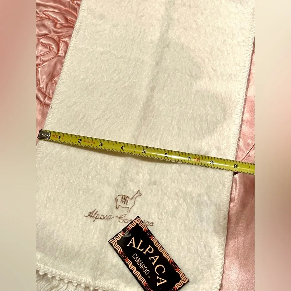 Alpaca Peru Scarf NWT